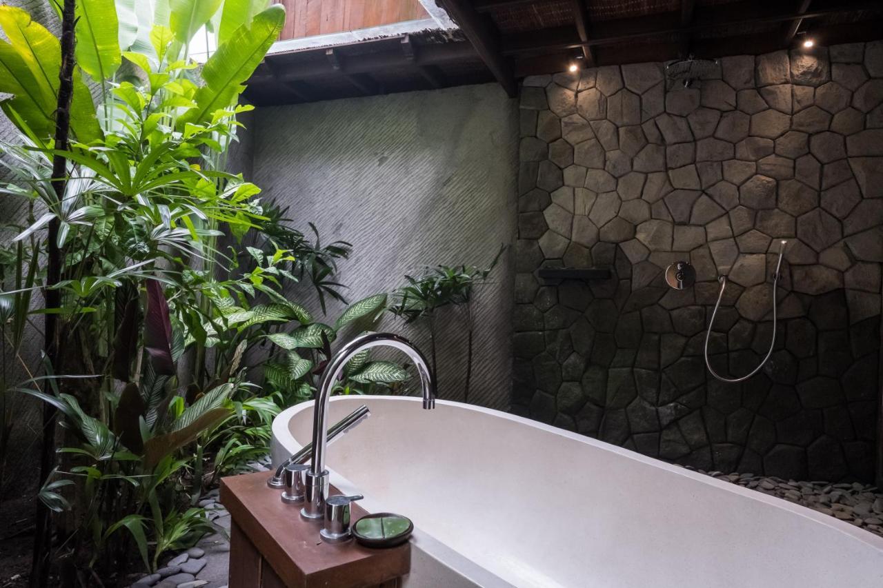 Benisari Batik Garden Cottage Ubud Buitenkant foto